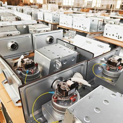ο τοίχος αερίου 26kw 40kw κρέμασε ευφυή έλεγχο θερμαστρών ζεστού νερού αερίου λεβήτων τοποθετημένο τον τοίχος